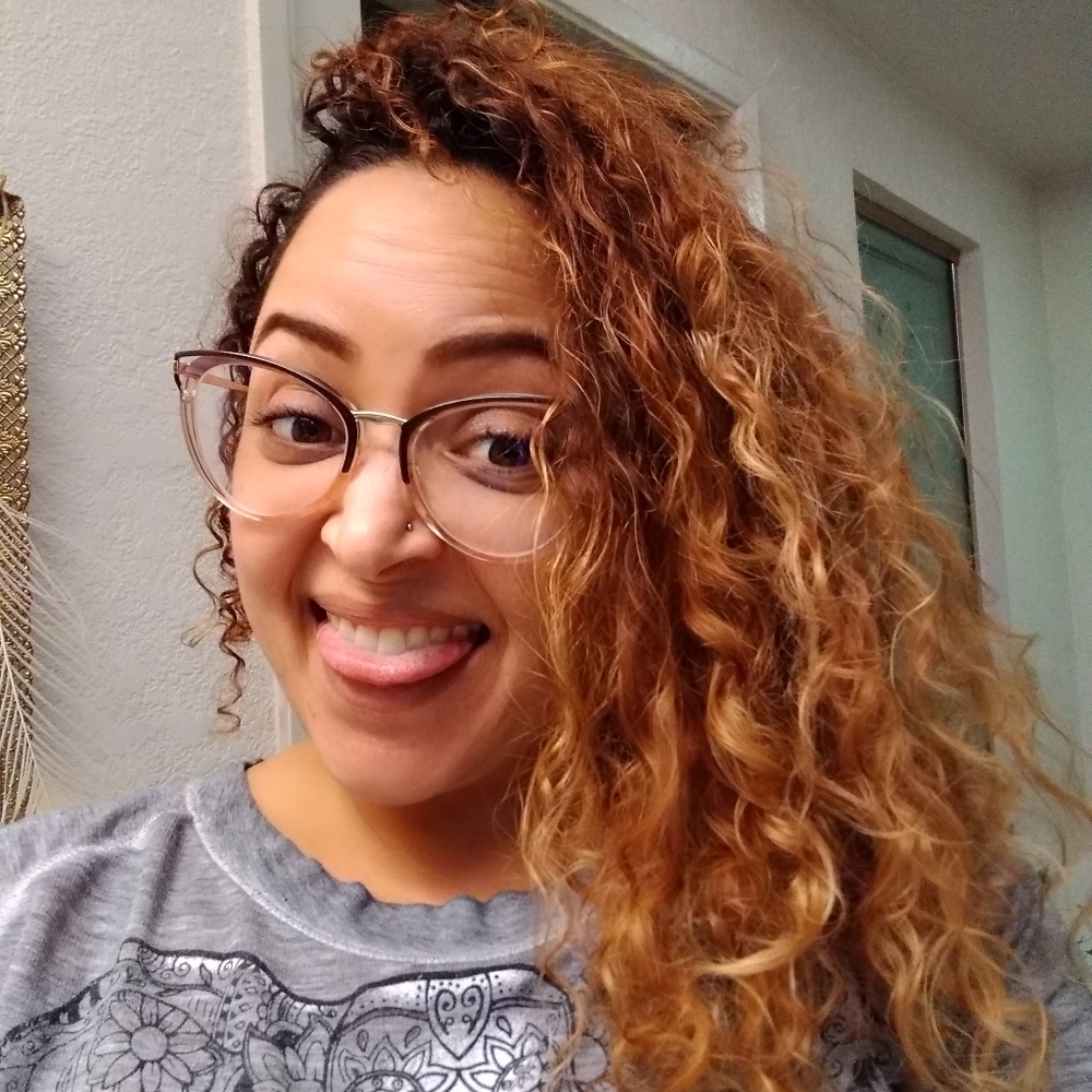Meet your Posher, Adriana